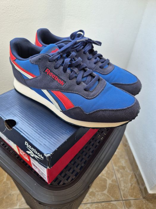 Adidasi bărbați Reebok 43