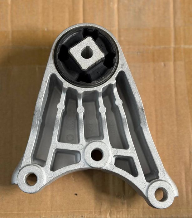 Подушка мотора BYD HAN