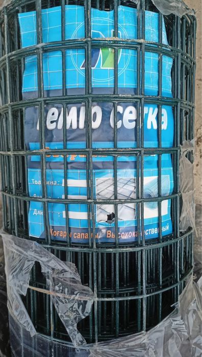 Сварная сетка новая в рулоне