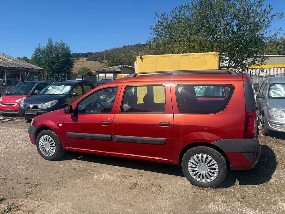 Dacia Logan MCV 1,6 mpi. 7 locuri. Klima