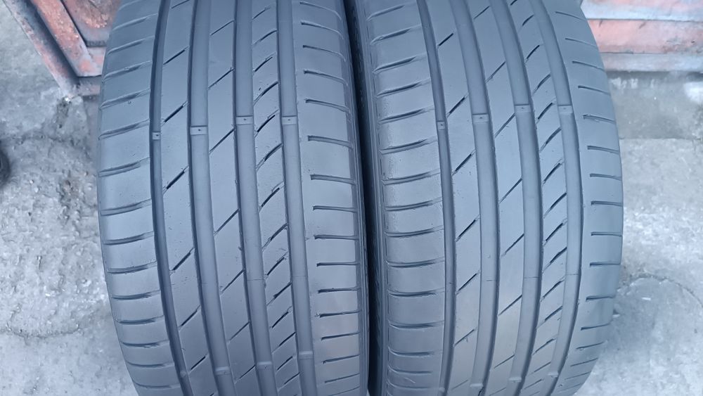245/40/18 Kumho .