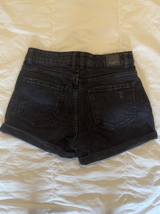 Дамски къси панталони