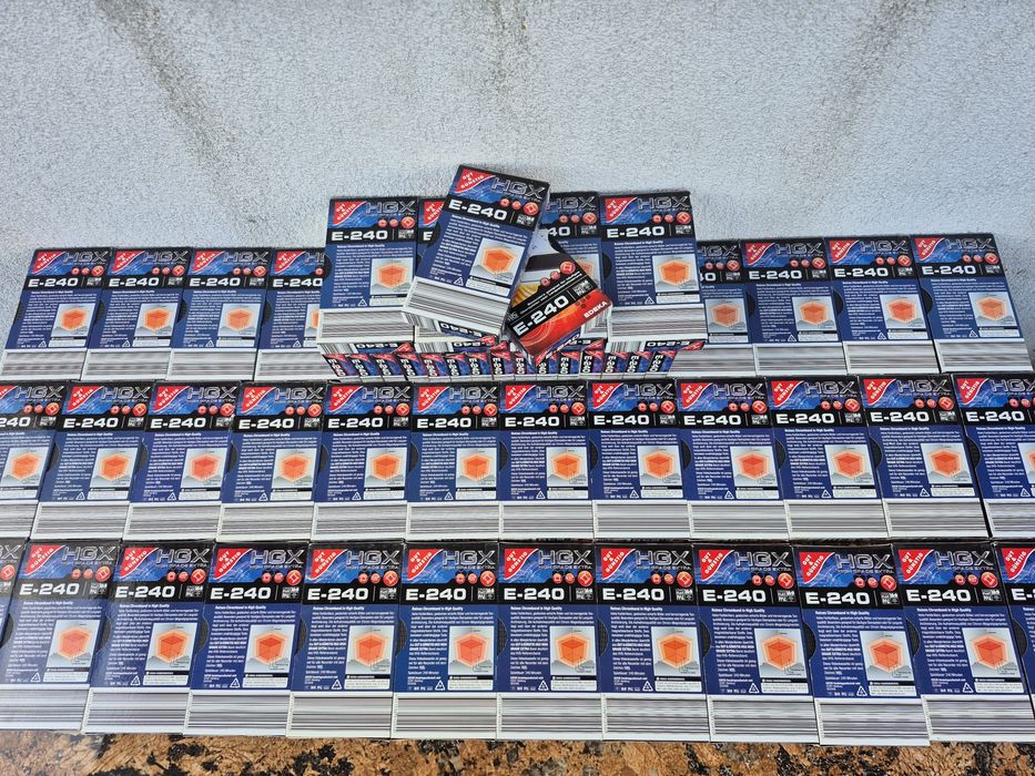 Vând lot 35 casete video VHS originale Edeka HGX, 240 minute cu filme