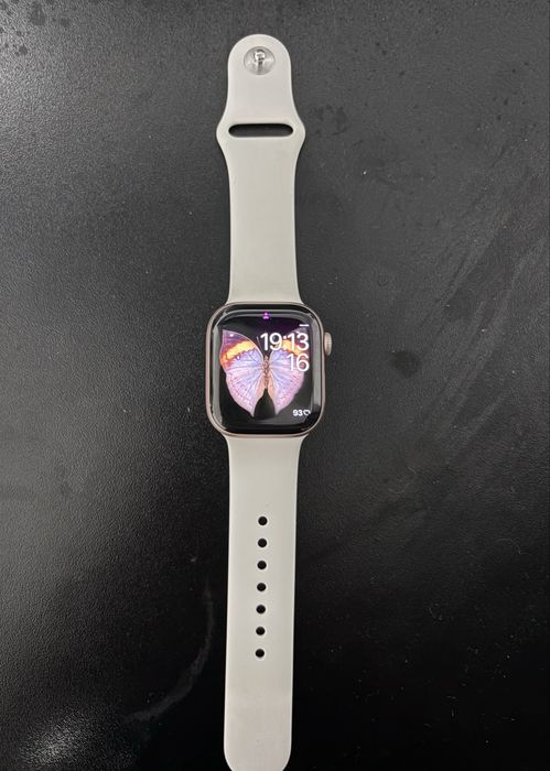 Apple Watch 11 GPS + Cellular