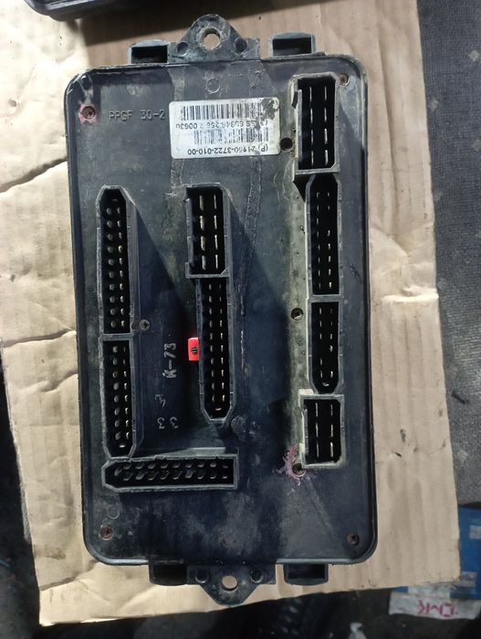 Ваз 2114,2115 блок предохранитель