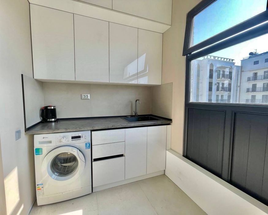 Впервые сдается в аренду 2 ком. в жк « Узмакон»