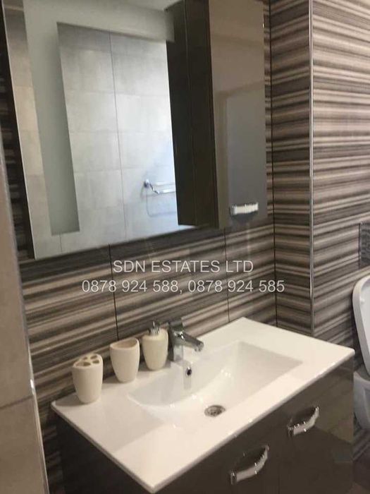 Продава се Тристаен апартамент в Казанлък - 110 кв.м за 1368 €/кв.м - Снимка #8