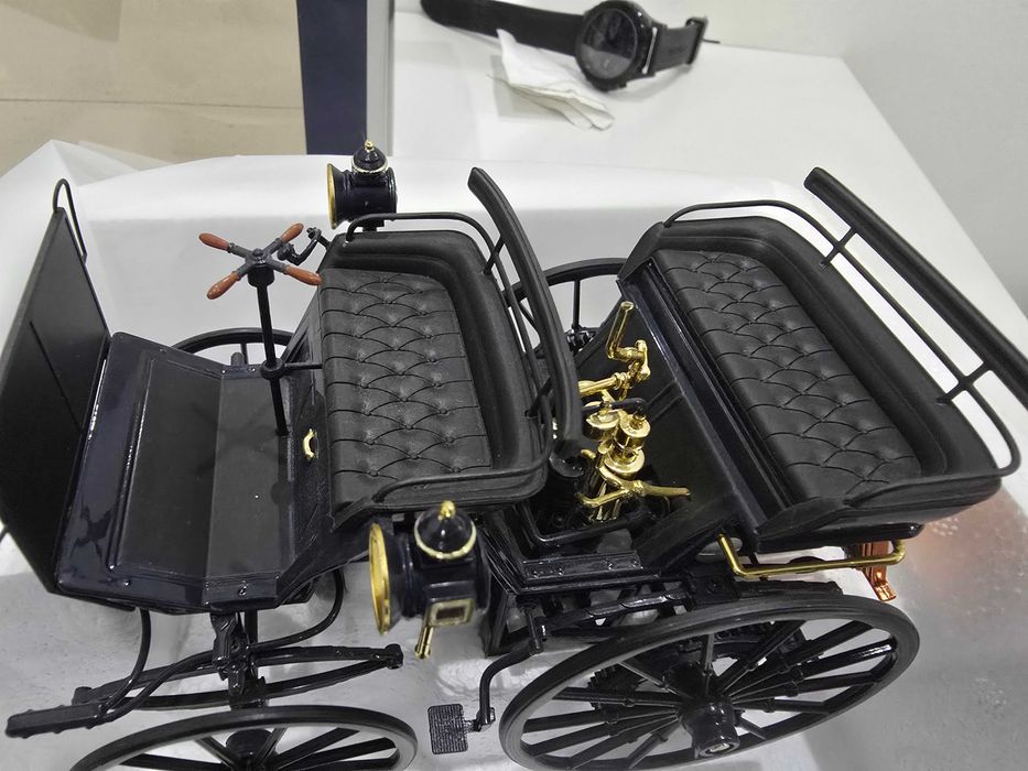 Колекционерски модел 1.18