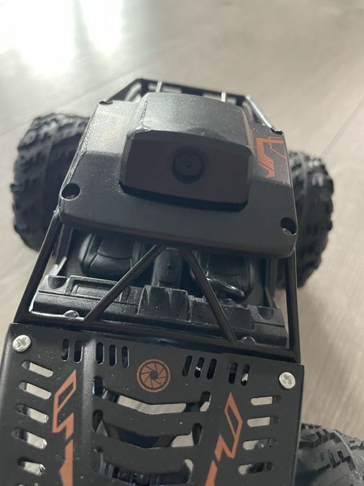 Masinuta cu telecomanda si camera live 2 acumulatori