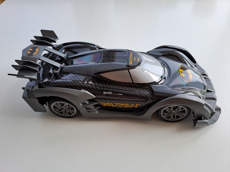 Masinuta cu telecomanda Batman