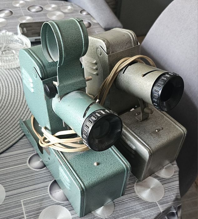 Прожекционни апарати 2бр.