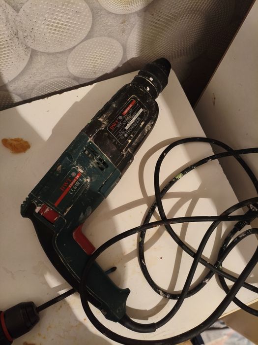 Продам шуруповёрт и перфоратор