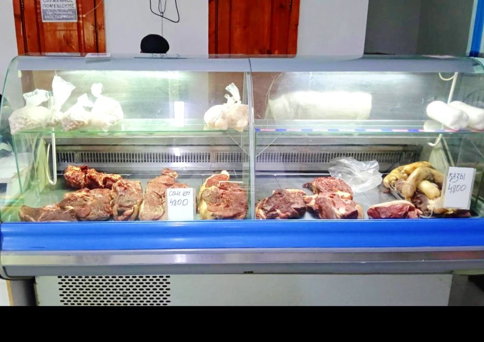 Холодильная витрина (гастроном)