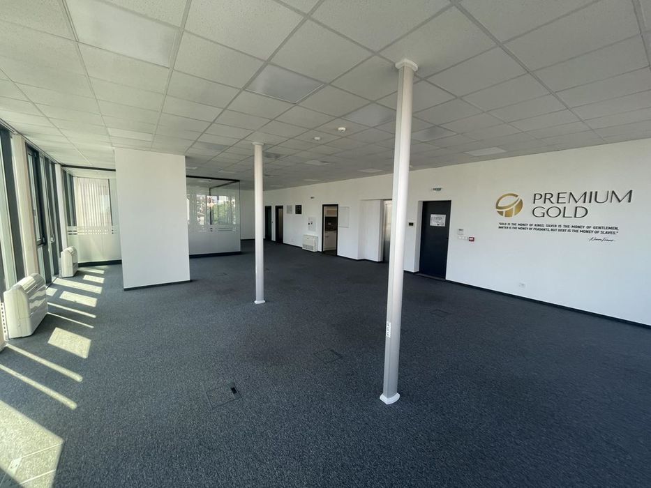 Дава се под наем Офис в София, Център - 209 кв.м за 2717 € - Снимка #2