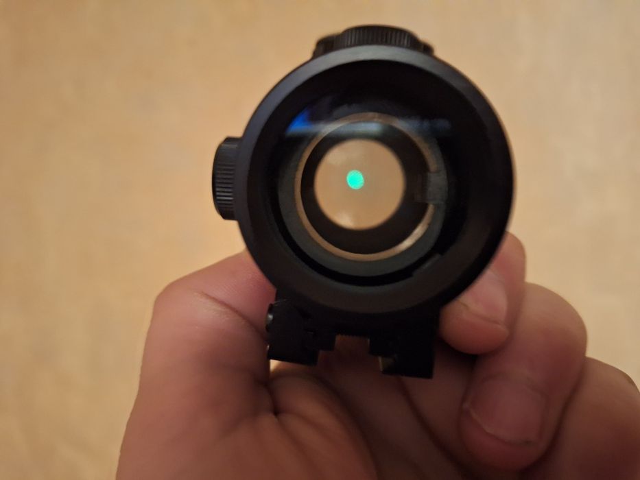 Бързомер-лазерен прицел 1×40 RD (Метален корпус)