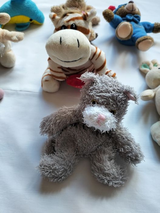 Лот плюшени играчки