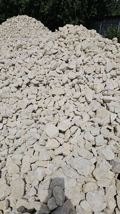 Vând Piatră Spartă Calcar.