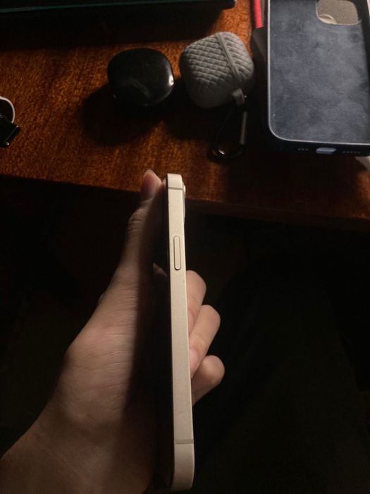 Продам срочно айфон 13, 128гб