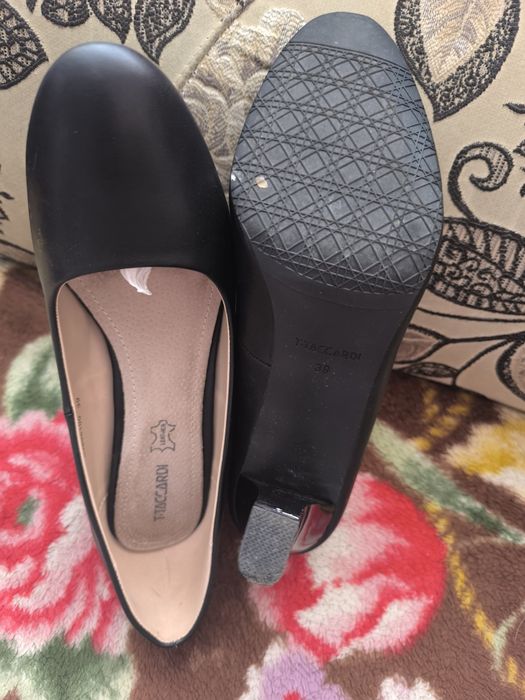 Продам туфли. Женские