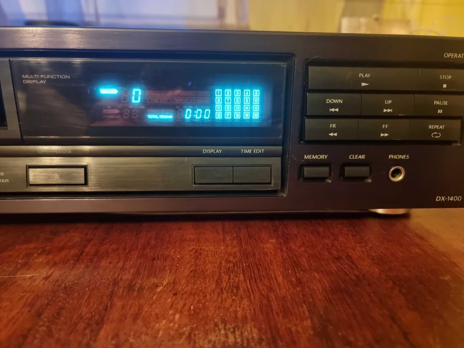 Onkyo CD Player DX-1400
