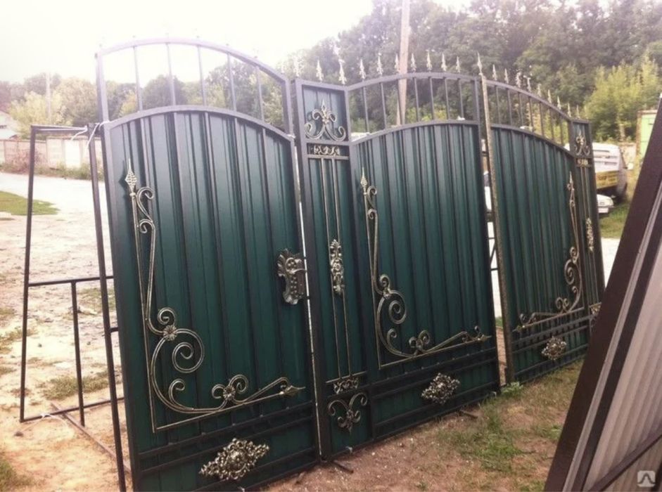 Ворота. Калитка. Кованые ворота. Забор