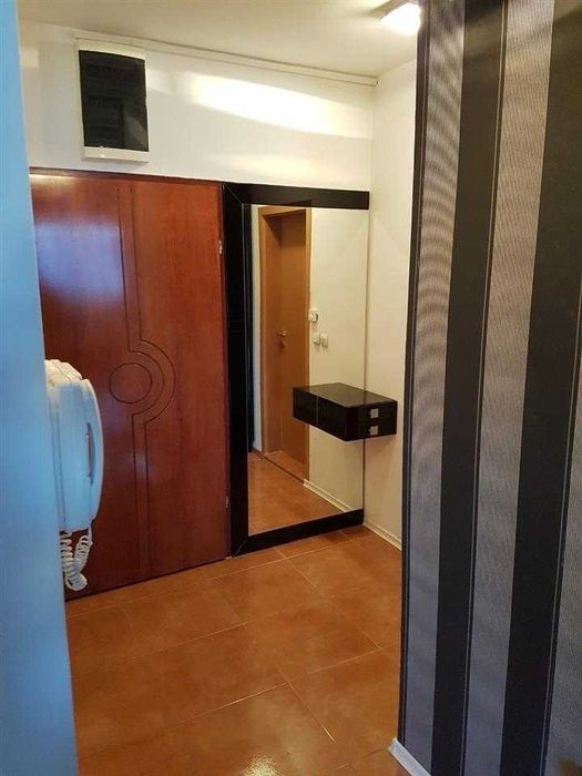 Дава се под наем Двустаен апартамент в Бургас, Меден рудник - зона А - 53 кв.м за 204 € - Снимка #4