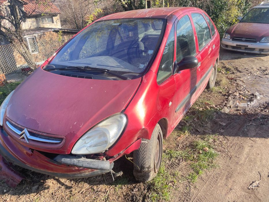 2 броя Xsara Picasso 2.0 hdi 1.6 hdi на части