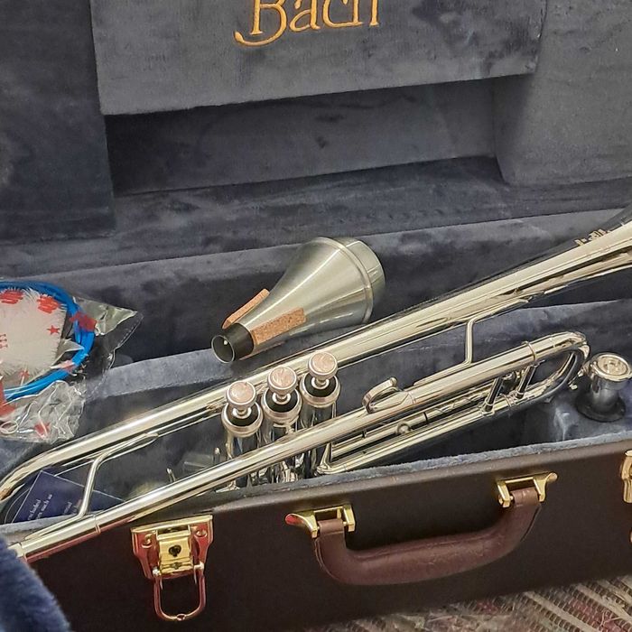 trompeta bach stradivariua
