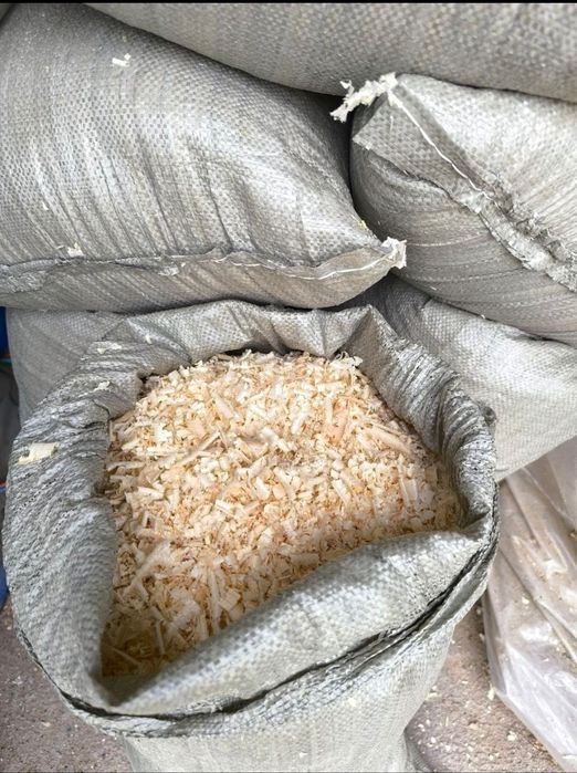 Продам опилки сухие