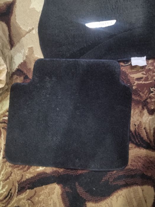 Оригинальные ворсовые коврики Aristo 160