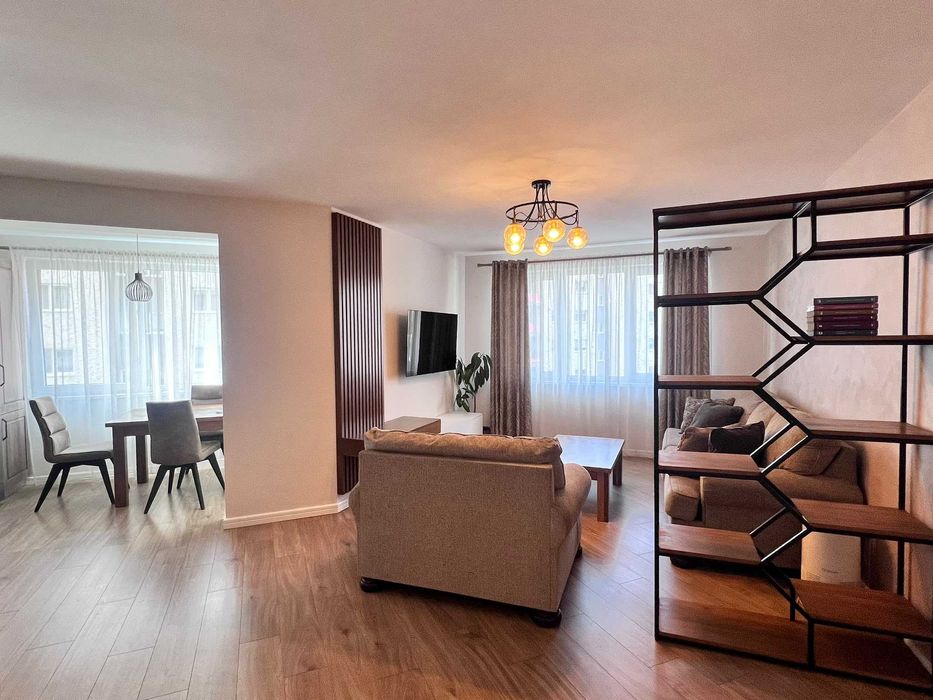 Apartament Zona BMW - Floresti