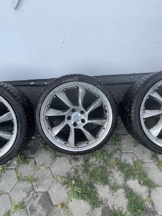 Продам диски разноширокие на Мерседес