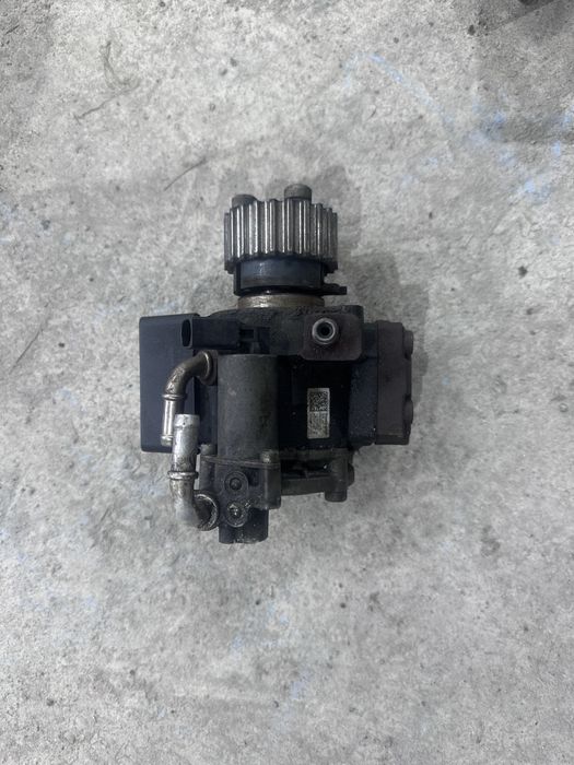 Piese motor si accesori Volkswagen Golf 6 1.6 TDI CAYC