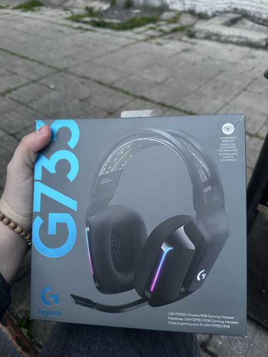 Слушалки Logitech G733