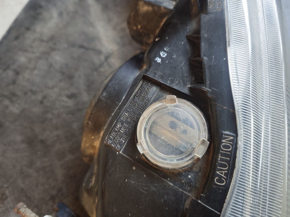 Фары subaru outback/legacy bg5 95-99