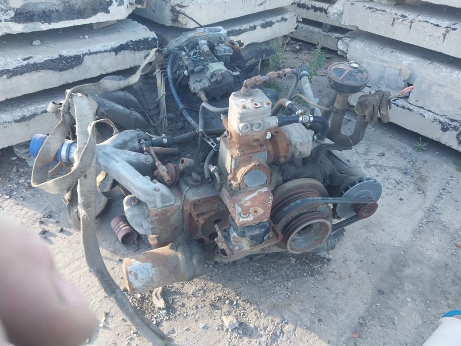 Двигатель и фары