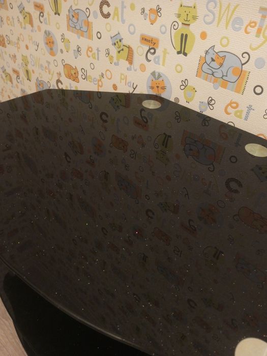 Стол стеклянный     .