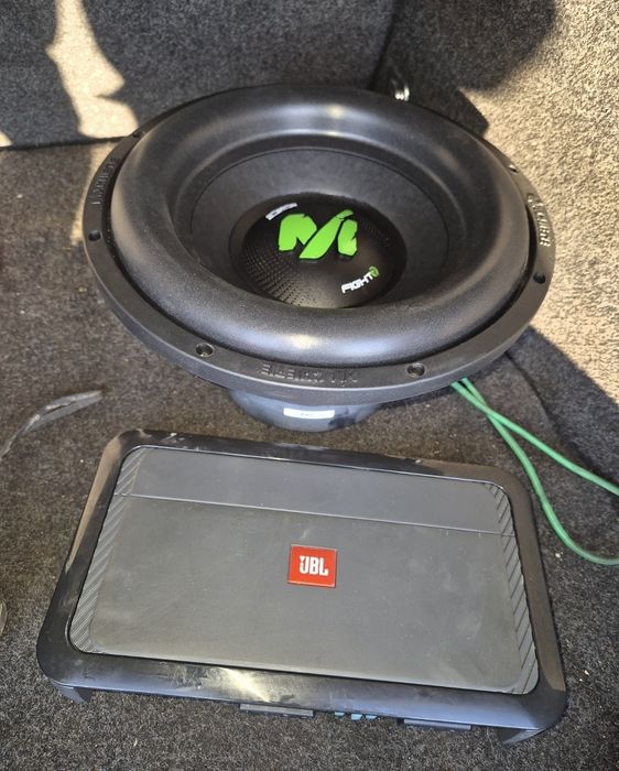 Vand subwoofer 2000w