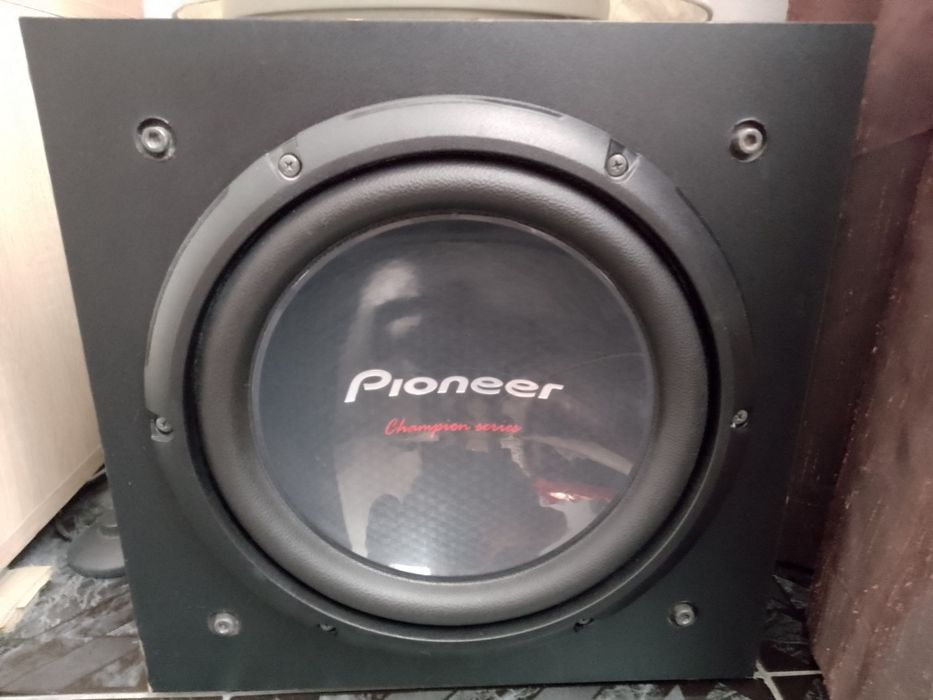 Sistem audio 5.1 Logitech Z5500 Impecabil