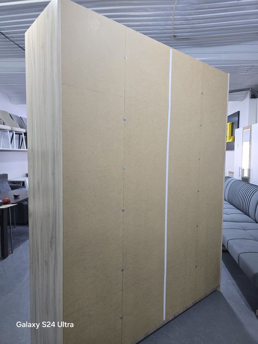 Шкаф МДФ большой.