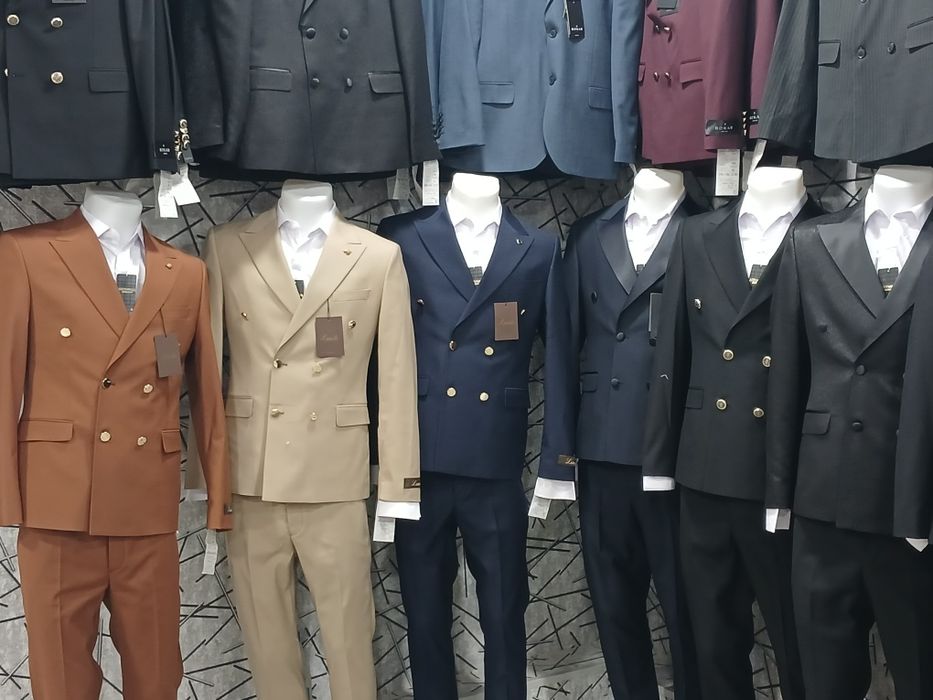 Arenda prakat Прокат /Аренда смокингов
Хотите выглядеть