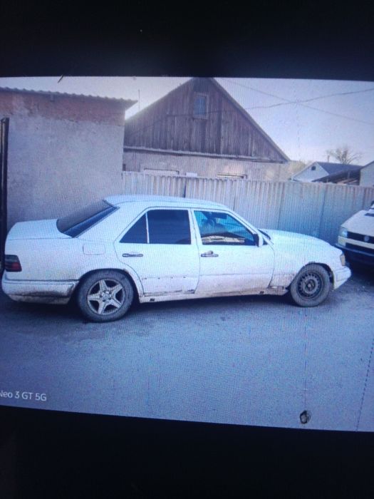 Продам Мерседес  124.автомат