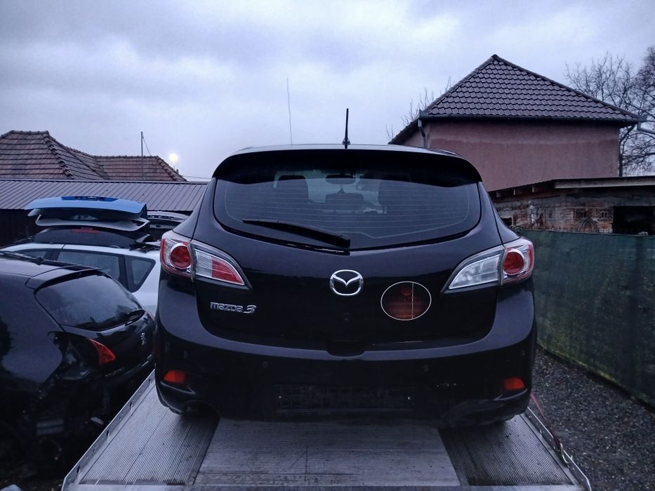 Dezmembrez Piese Mazda3 din 2012