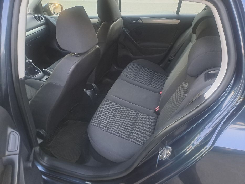 Volkswagen Golf 6 An 2010 Motor 1,4 MPI  Unic Proprietar