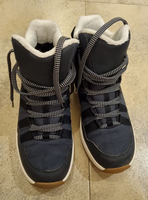 Мъжки непромокаеми обувки от Декатлон 41 номер