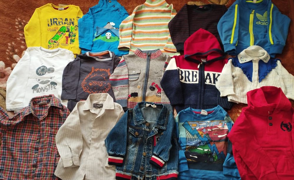 Продам костюмчики, куртки,штаны