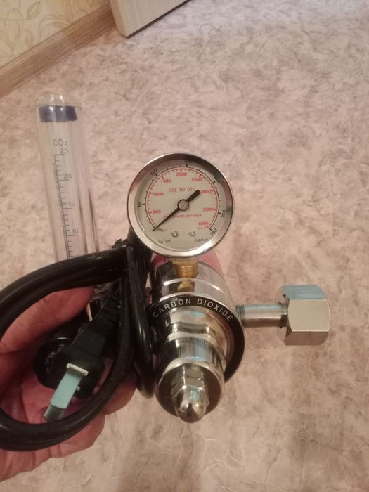 Редуктор углекислоды с подогревом