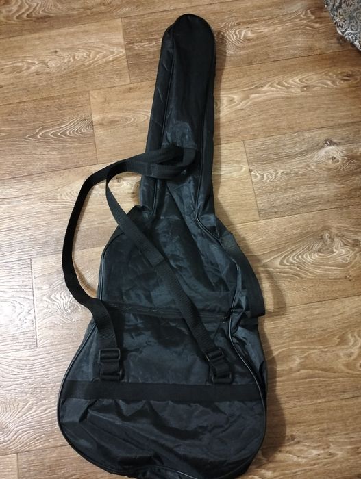 Гитара акустическая с чехлом