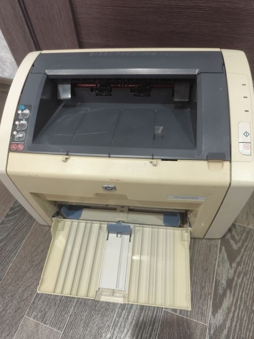 Продам принтер HP LaserJet 1022стоянии