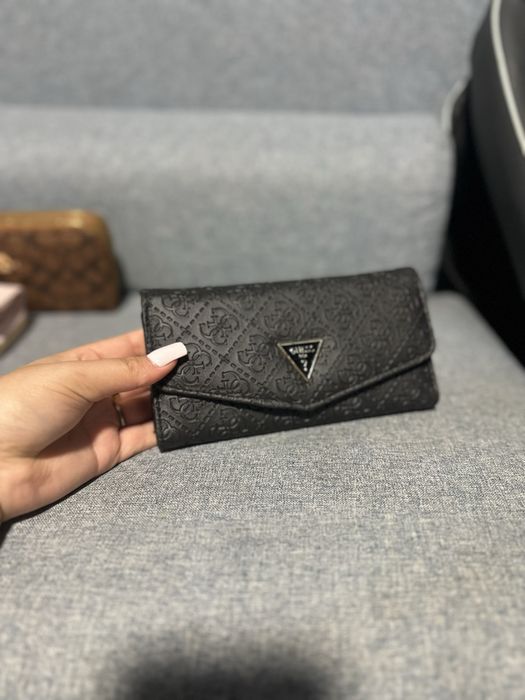 Portofel dama guess nou